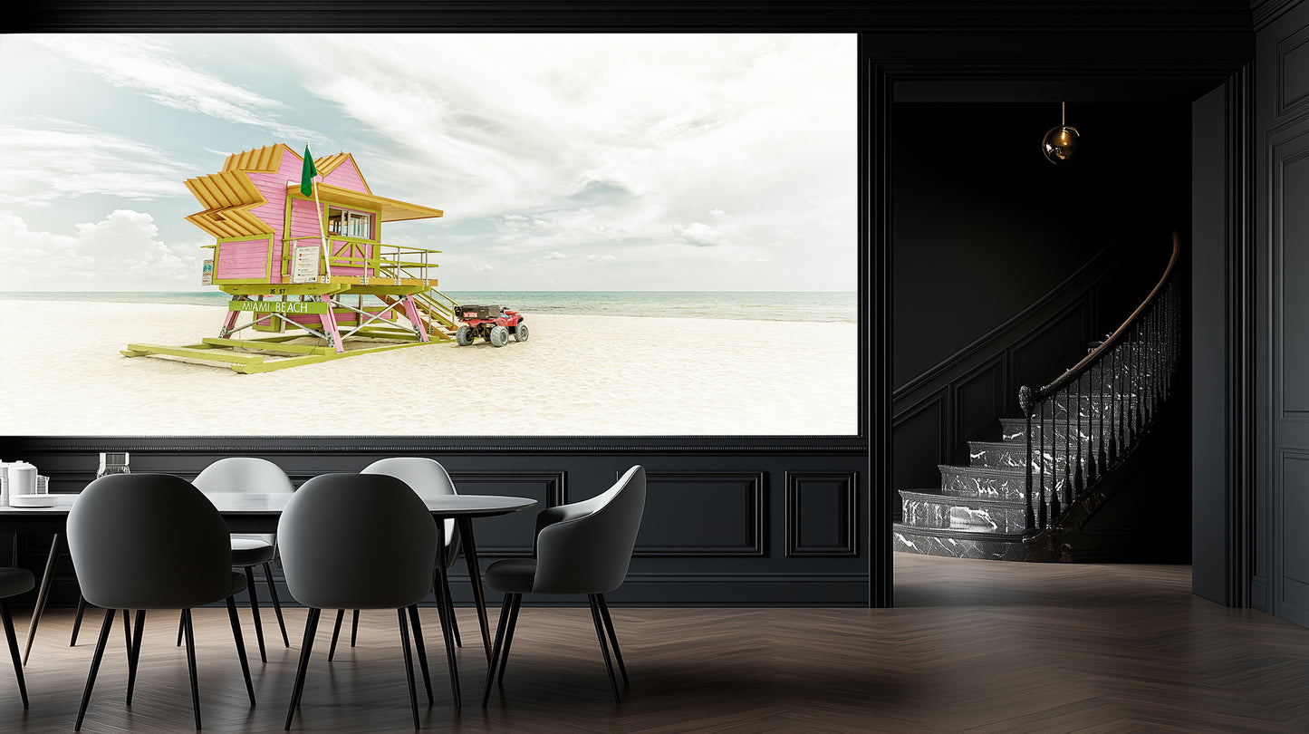 Miami Lifeguard Tower Beach wallpaper - XWALLX